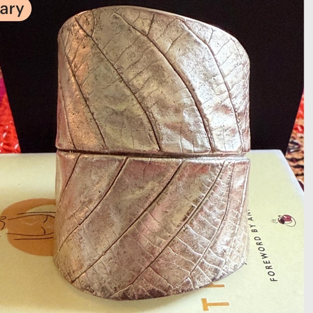 Bohemian Leaf Patterned Silver Arm Cuff/Bracelet - image 1